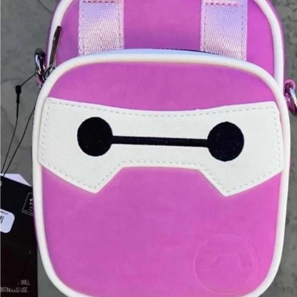 Color Changing Baymax Crossbody - Picture 6 of 7